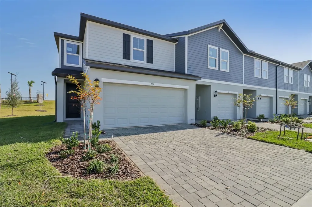 701 Spartina Way Lady Lake FL 32159