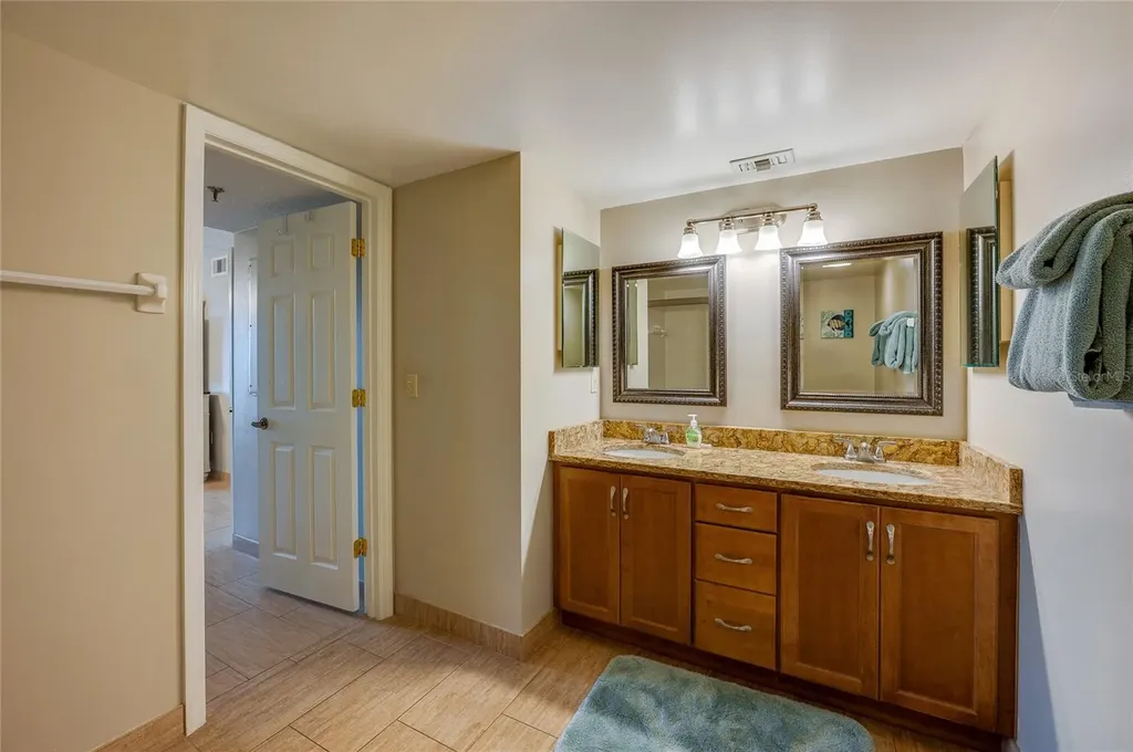 6727 Turtlemound Road New Smyrna Beach FL 32169