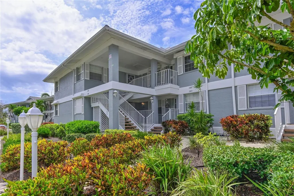 1319 Perico Point Circle Bradenton FL 34209