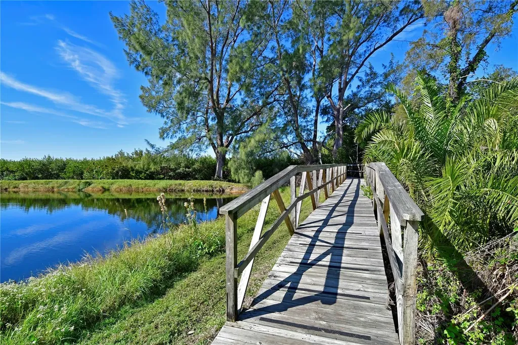 1319 Perico Point Circle Bradenton FL 34209