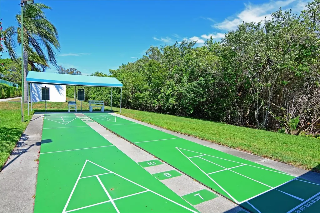 1319 Perico Point Circle Bradenton FL 34209