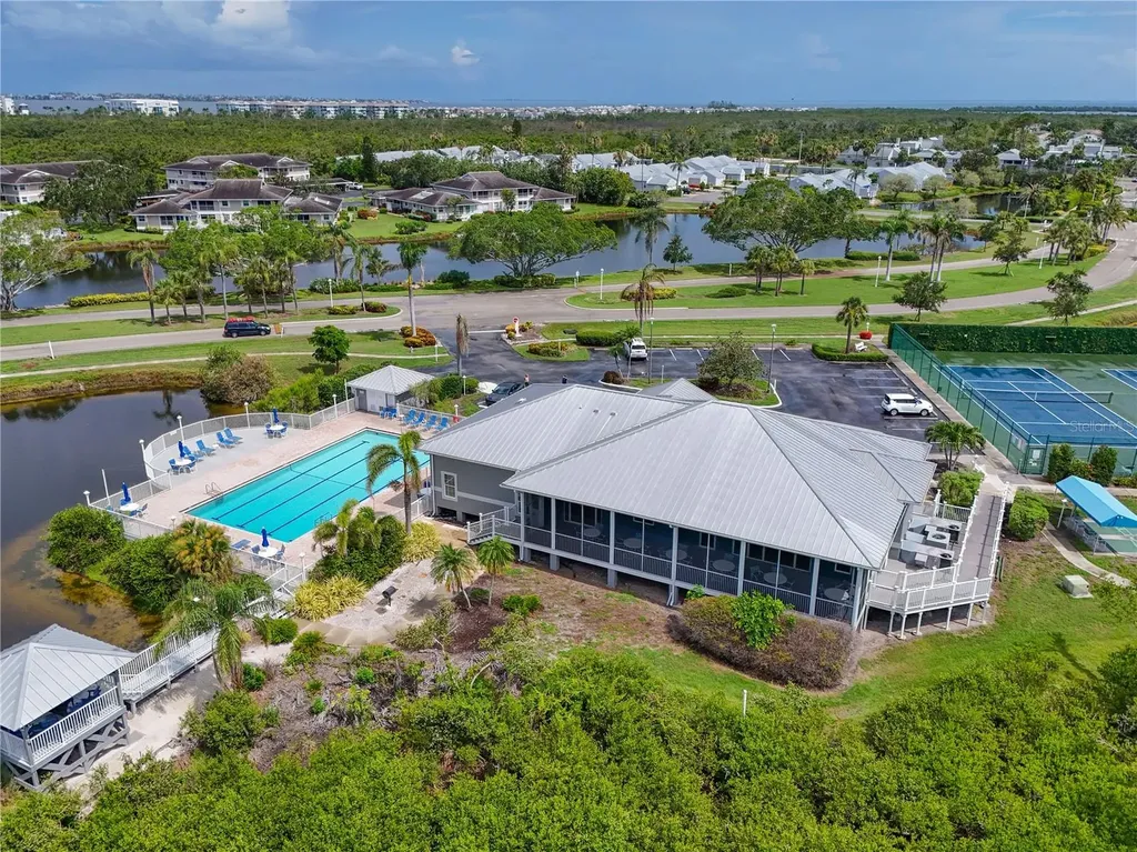 1319 Perico Point Circle Bradenton FL 34209
