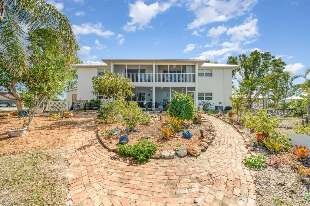 2700 Magdalina Drive Punta Gorda FL 33950
