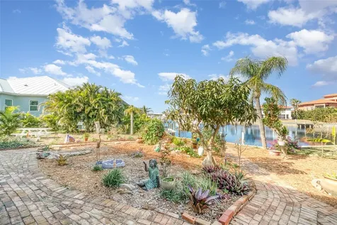 2700 Magdalina Drive Punta Gorda FL 33950