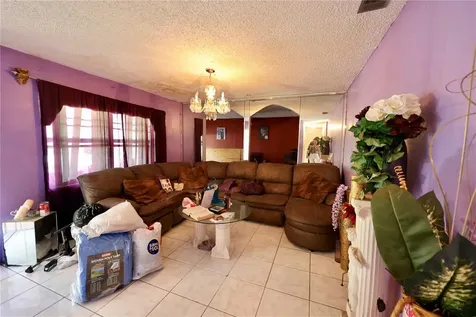 2009 S Summerlin Avenue Sanford FL 32771