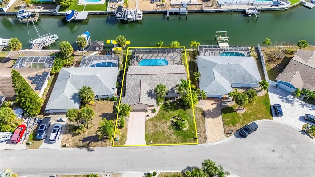 6307 Cottonwood Lane Apollo Beach FL 33572