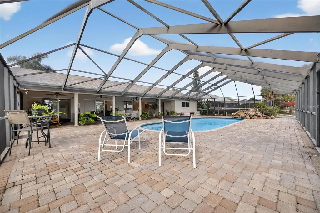 6307 Cottonwood Lane Apollo Beach FL 33572