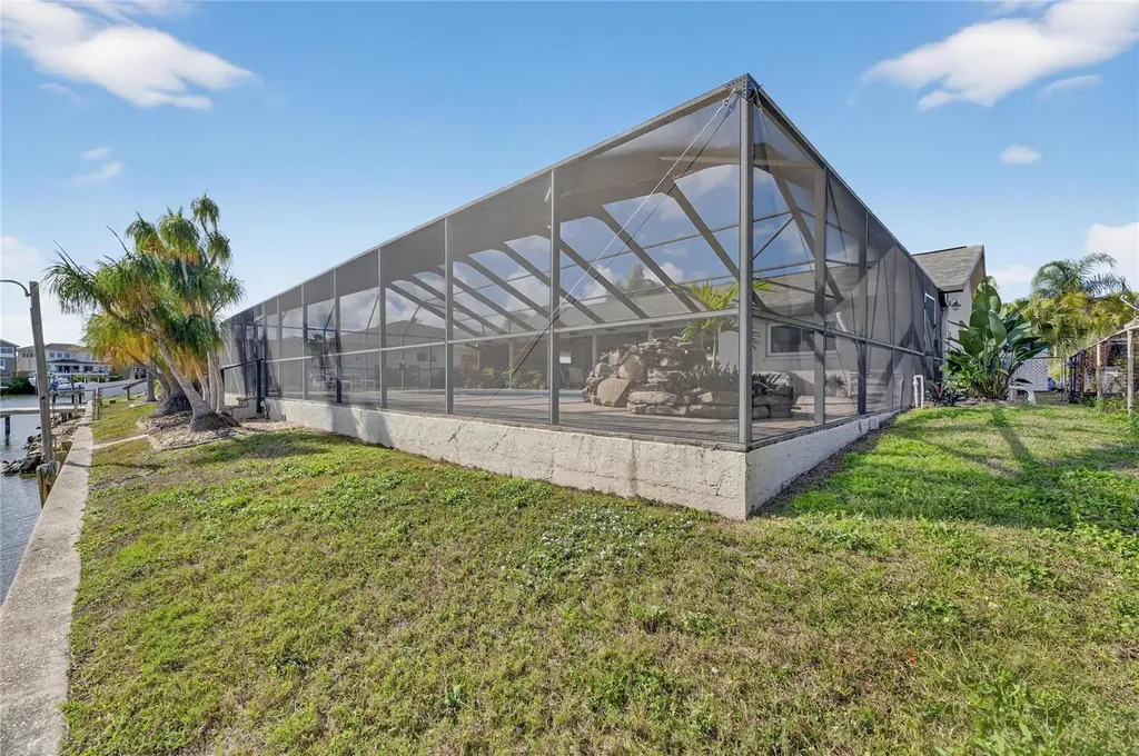 6307 Cottonwood Lane Apollo Beach FL 33572