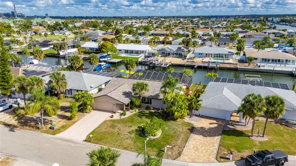 6307 Cottonwood Lane Apollo Beach FL 33572
