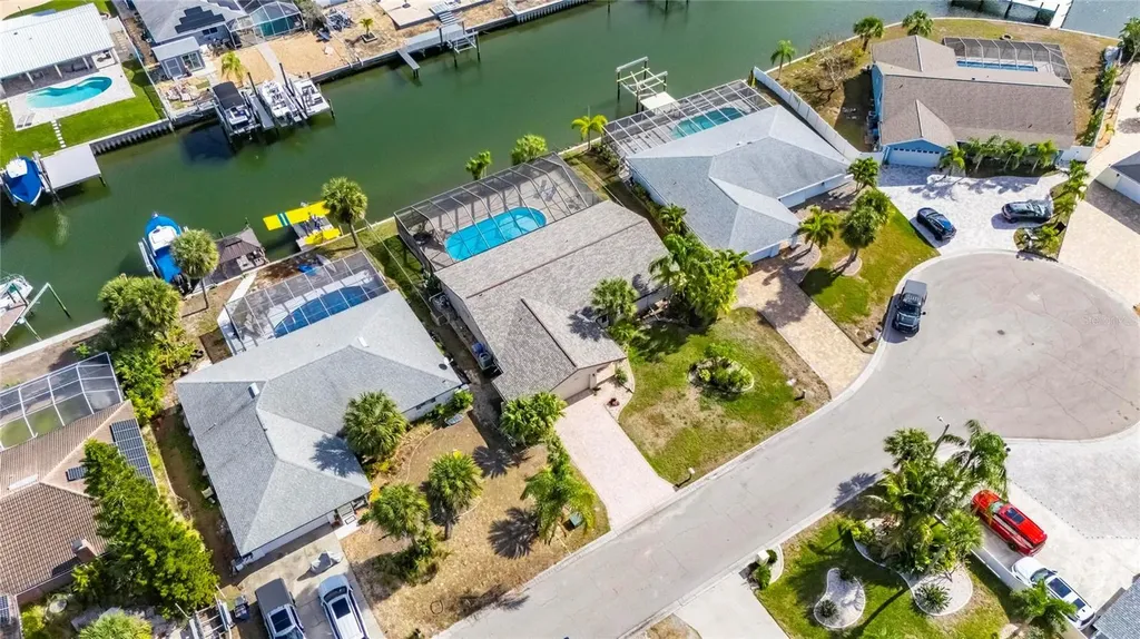 6307 Cottonwood Lane Apollo Beach FL 33572
