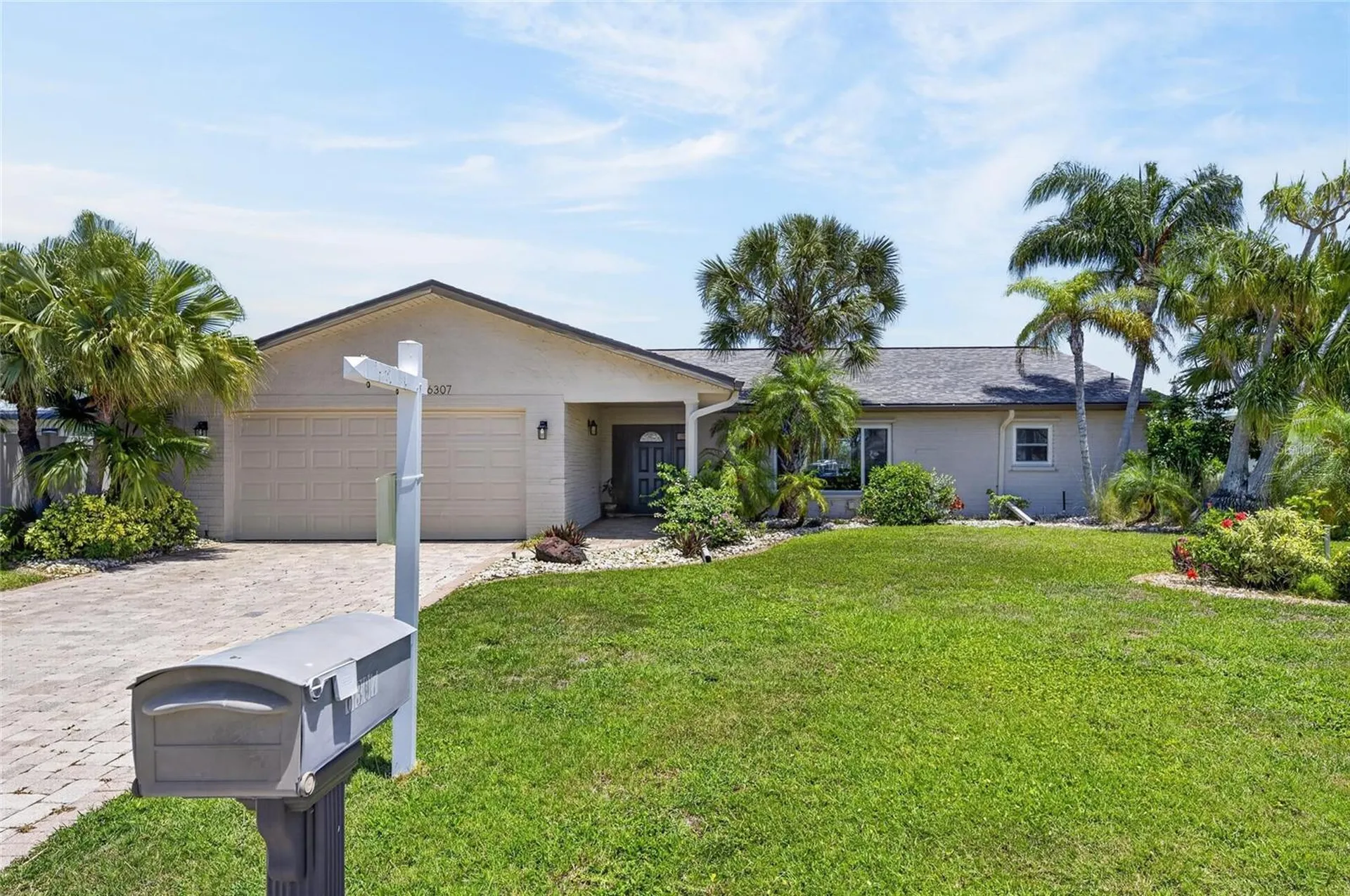 6307 Cottonwood Lane Apollo Beach FL 33572