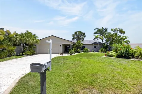6307 Cottonwood Lane Apollo Beach FL 33572