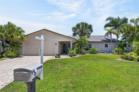 6307 Cottonwood Lane Apollo Beach FL 33572