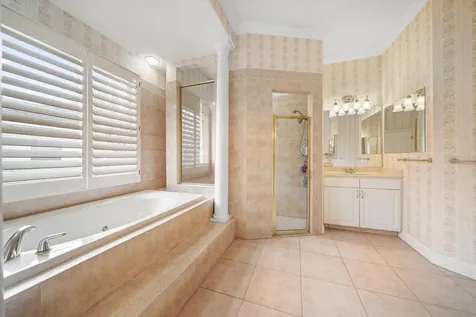 5243 Foxhunt Drive Wesley Chapel FL 33543