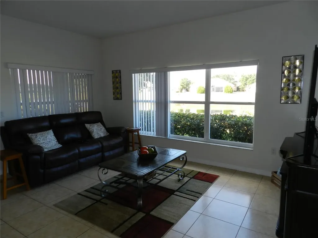 2641 Meadow View Court Kissimmee FL 34746