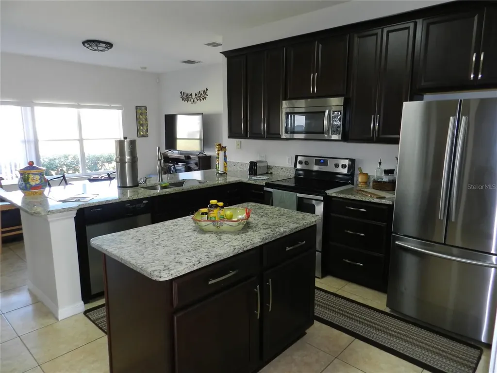 2641 Meadow View Court Kissimmee FL 34746
