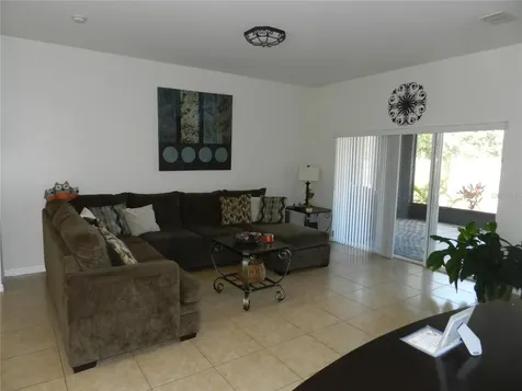 2641 Meadow View Court Kissimmee FL 34746