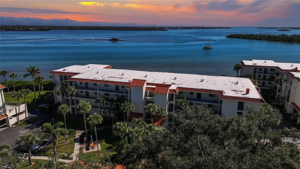 1591 Beach Road Englewood FL 34223