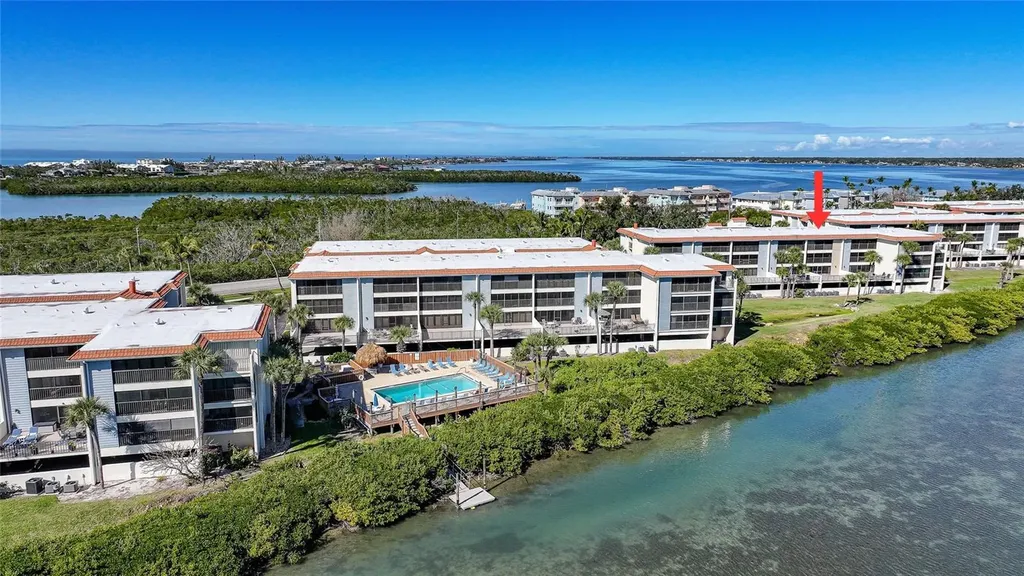 1591 Beach Road Englewood FL 34223