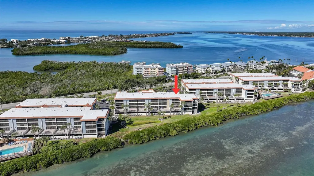 1591 Beach Road Englewood FL 34223