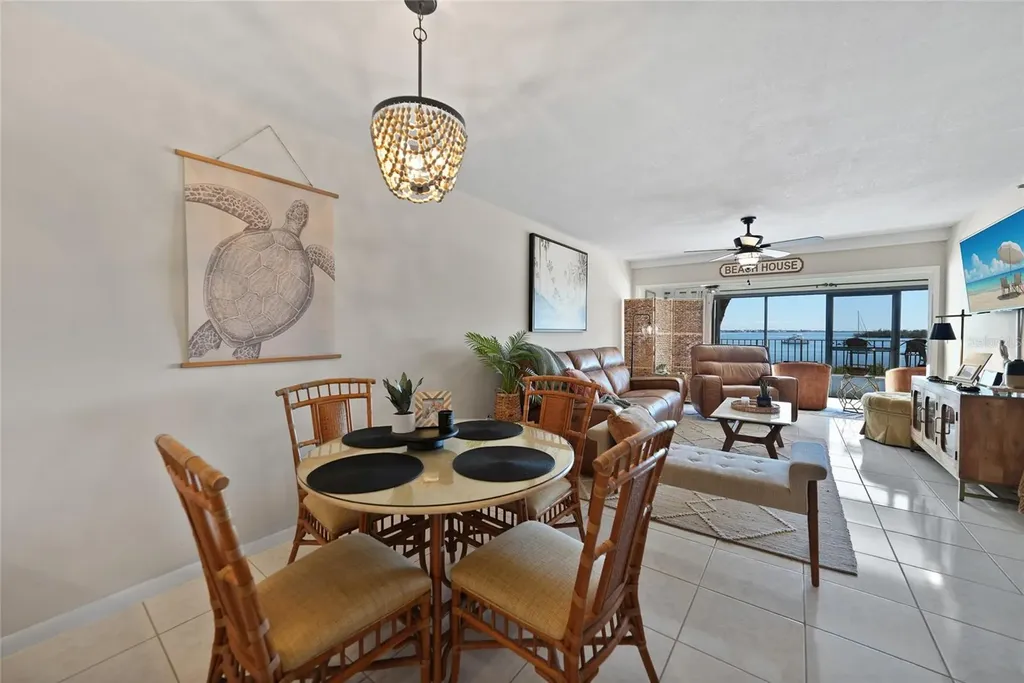 1591 Beach Road Englewood FL 34223