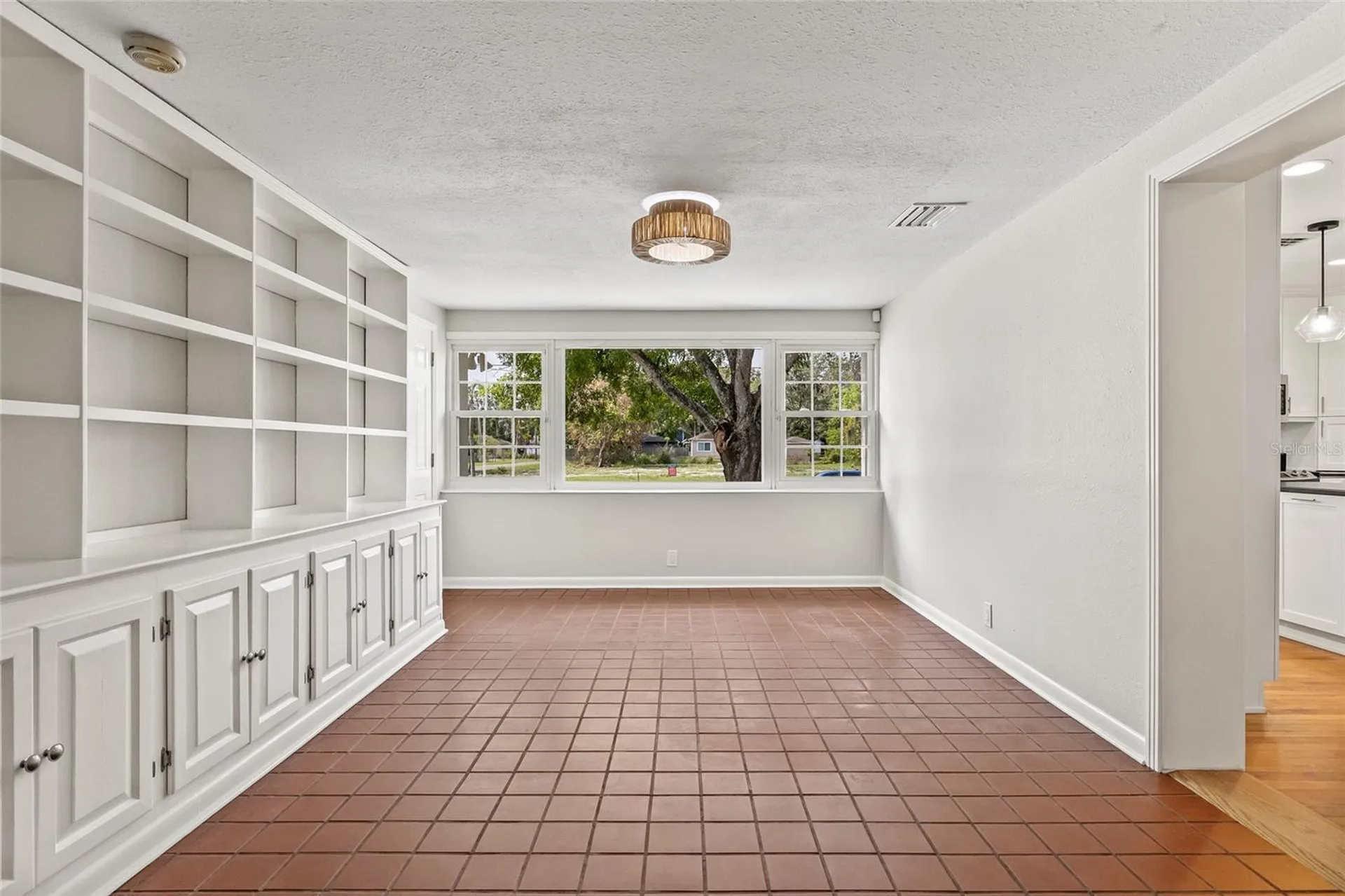 1023 W Ohio Avenue Tampa FL 33603