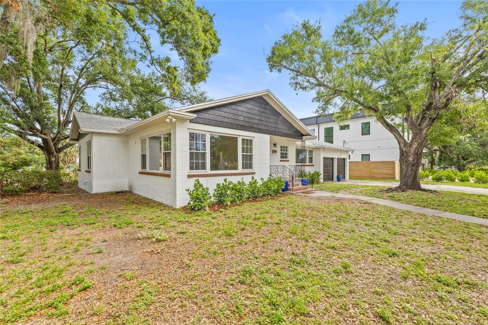 1023 W Ohio Avenue Tampa FL 33603