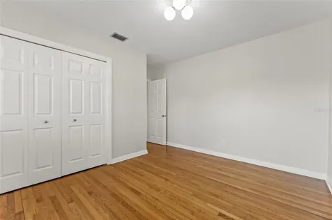 1023 W Ohio Avenue Tampa FL 33603