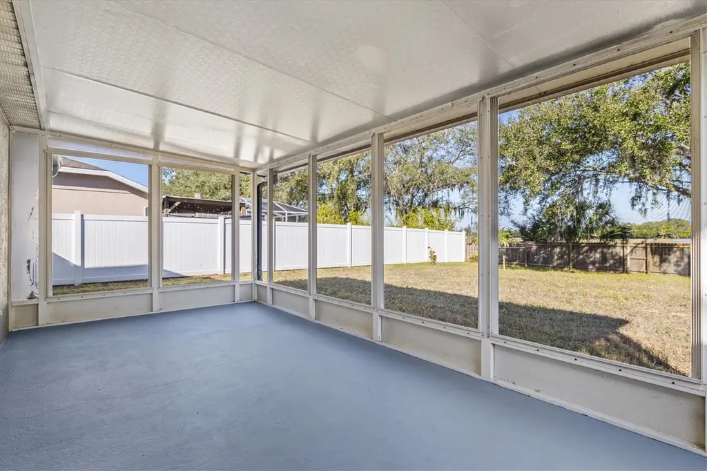 11203 2nd Avenue E Bradenton FL 34212