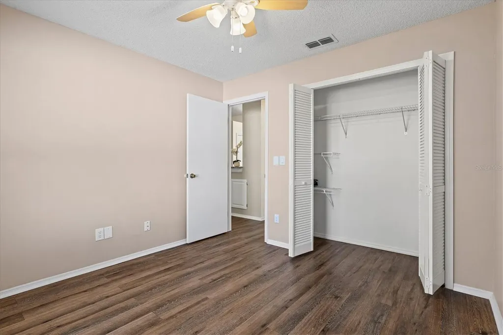 11203 2nd Avenue E Bradenton FL 34212