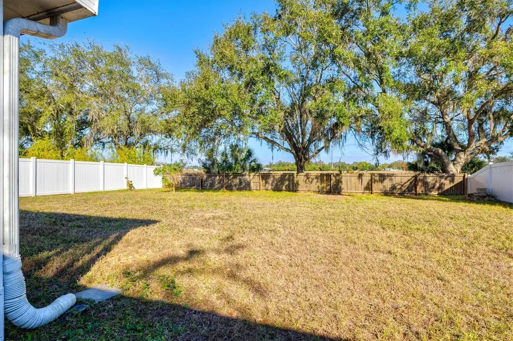 11203 2nd Avenue E Bradenton FL 34212