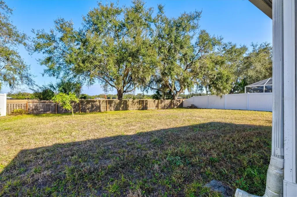 11203 2nd Avenue E Bradenton FL 34212