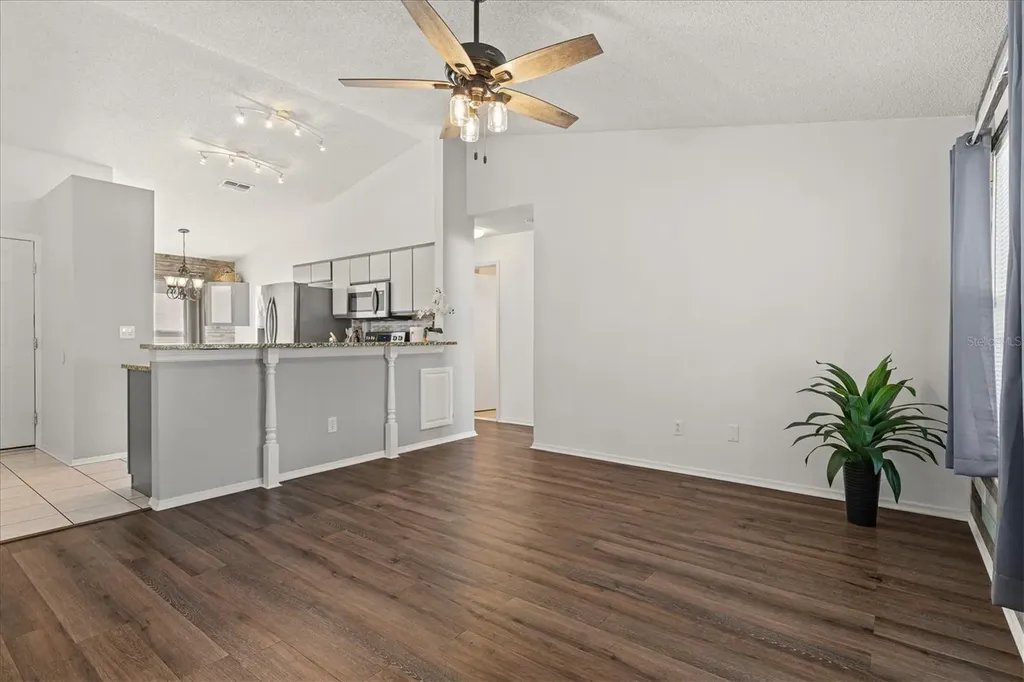 11203 2nd Avenue E Bradenton FL 34212