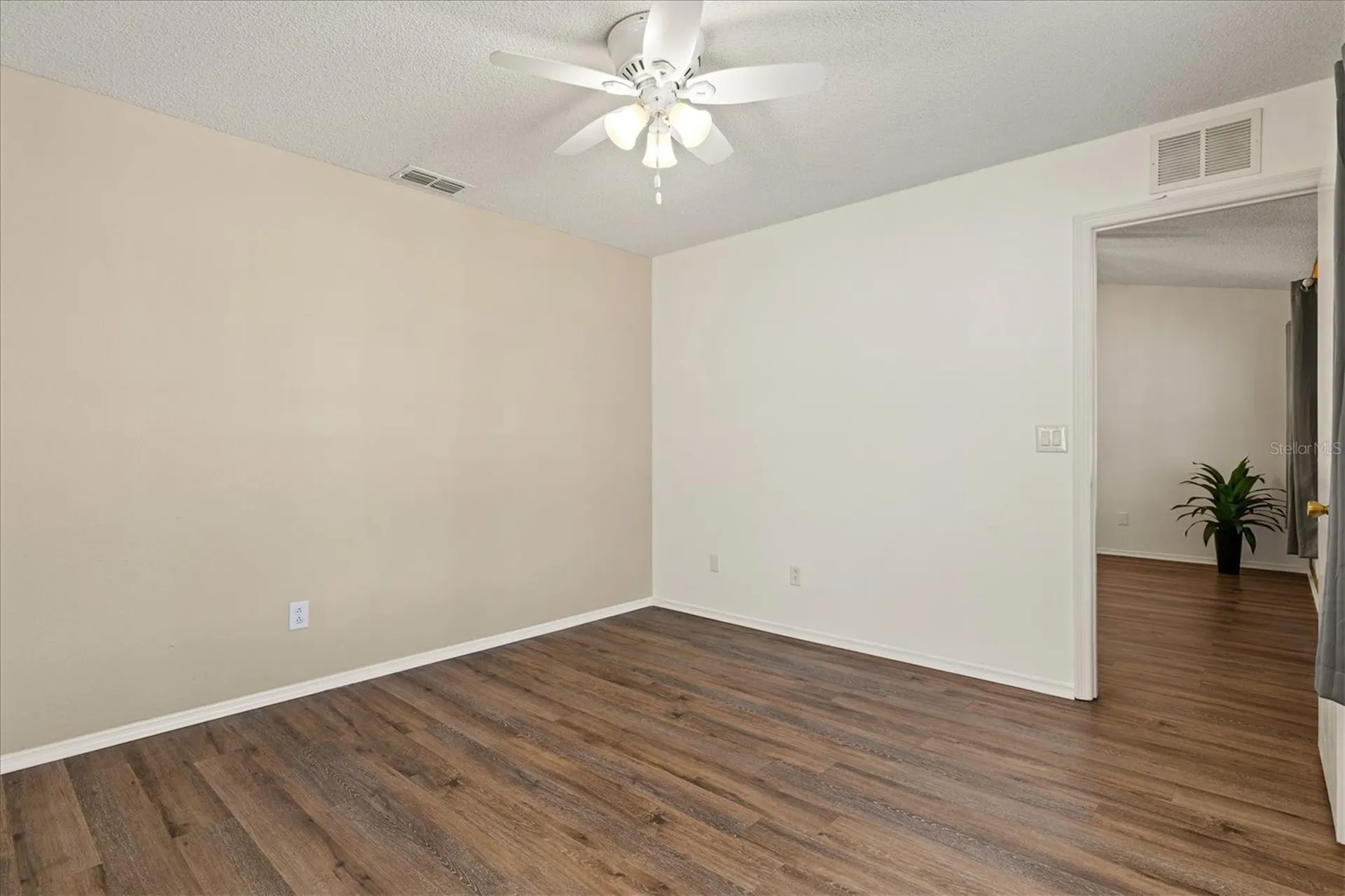 11203 2nd Avenue E Bradenton FL 34212