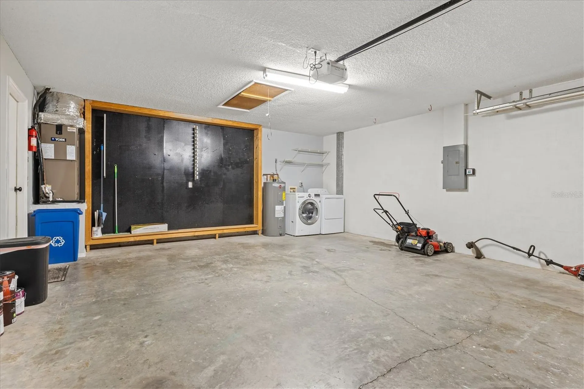 11203 2nd Avenue E Bradenton FL 34212