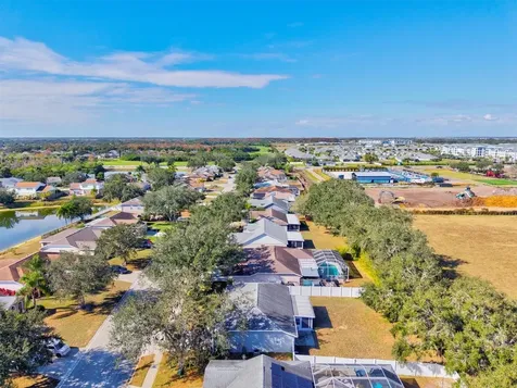11203 2nd Avenue E Bradenton FL 34212