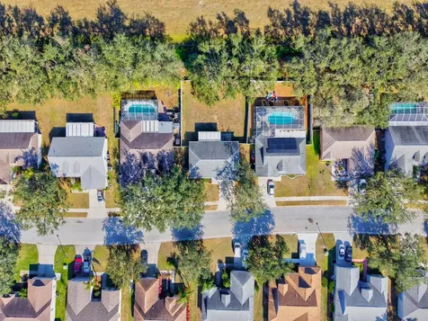 11203 2nd Avenue E Bradenton FL 34212