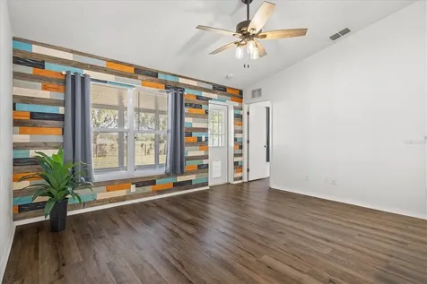 11203 2nd Avenue E Bradenton FL 34212