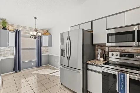 11203 2nd Avenue E Bradenton FL 34212