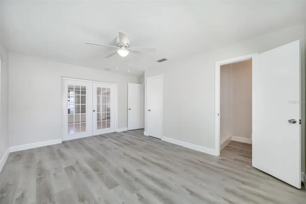 11211 60th Avenue N Seminole FL 33772