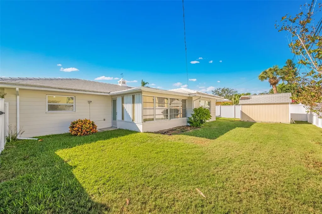 11211 60th Avenue N Seminole FL 33772