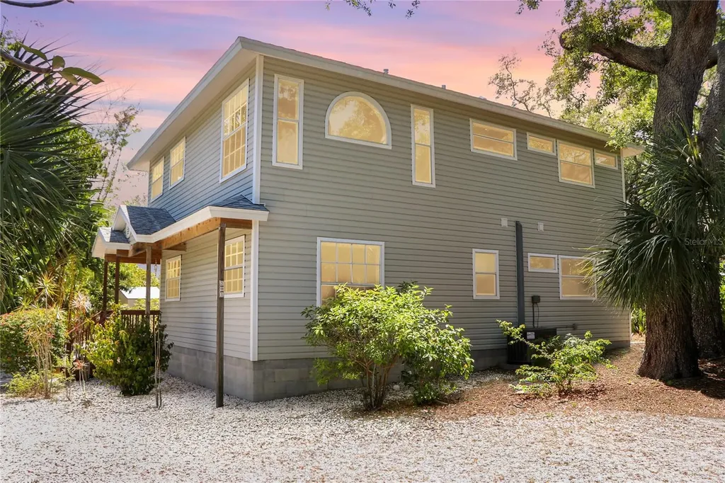 201 Georgia Avenue Crystal Beach FL 34681