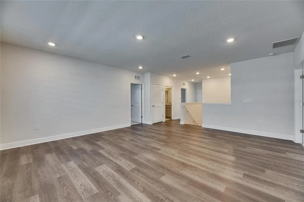 182 Mangrove Manor Drive Apollo Beach FL 33572
