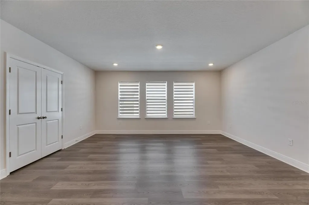 182 Mangrove Manor Drive Apollo Beach FL 33572