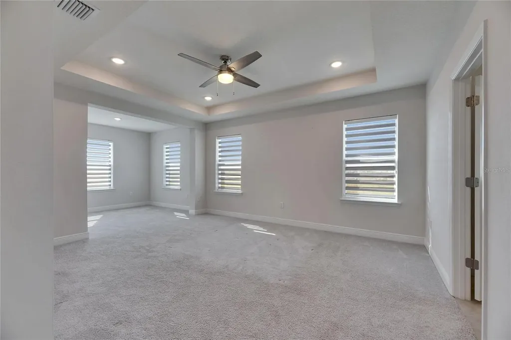 182 Mangrove Manor Drive Apollo Beach FL 33572