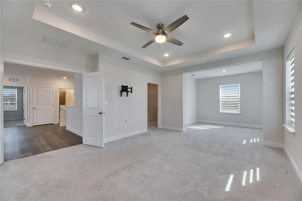 182 Mangrove Manor Drive Apollo Beach FL 33572