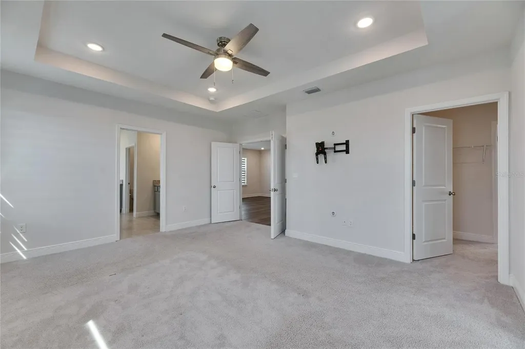182 Mangrove Manor Drive Apollo Beach FL 33572