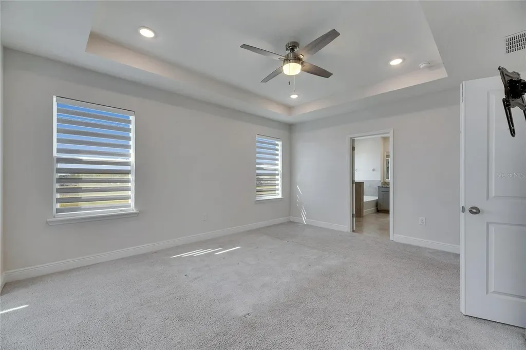 182 Mangrove Manor Drive Apollo Beach FL 33572