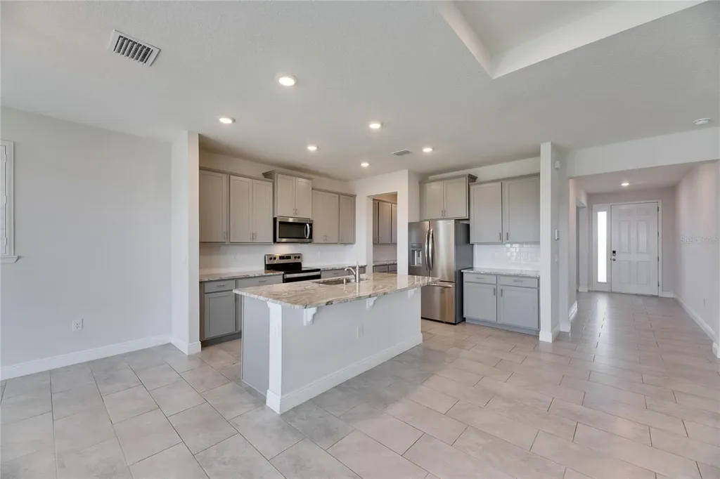182 Mangrove Manor Drive Apollo Beach FL 33572