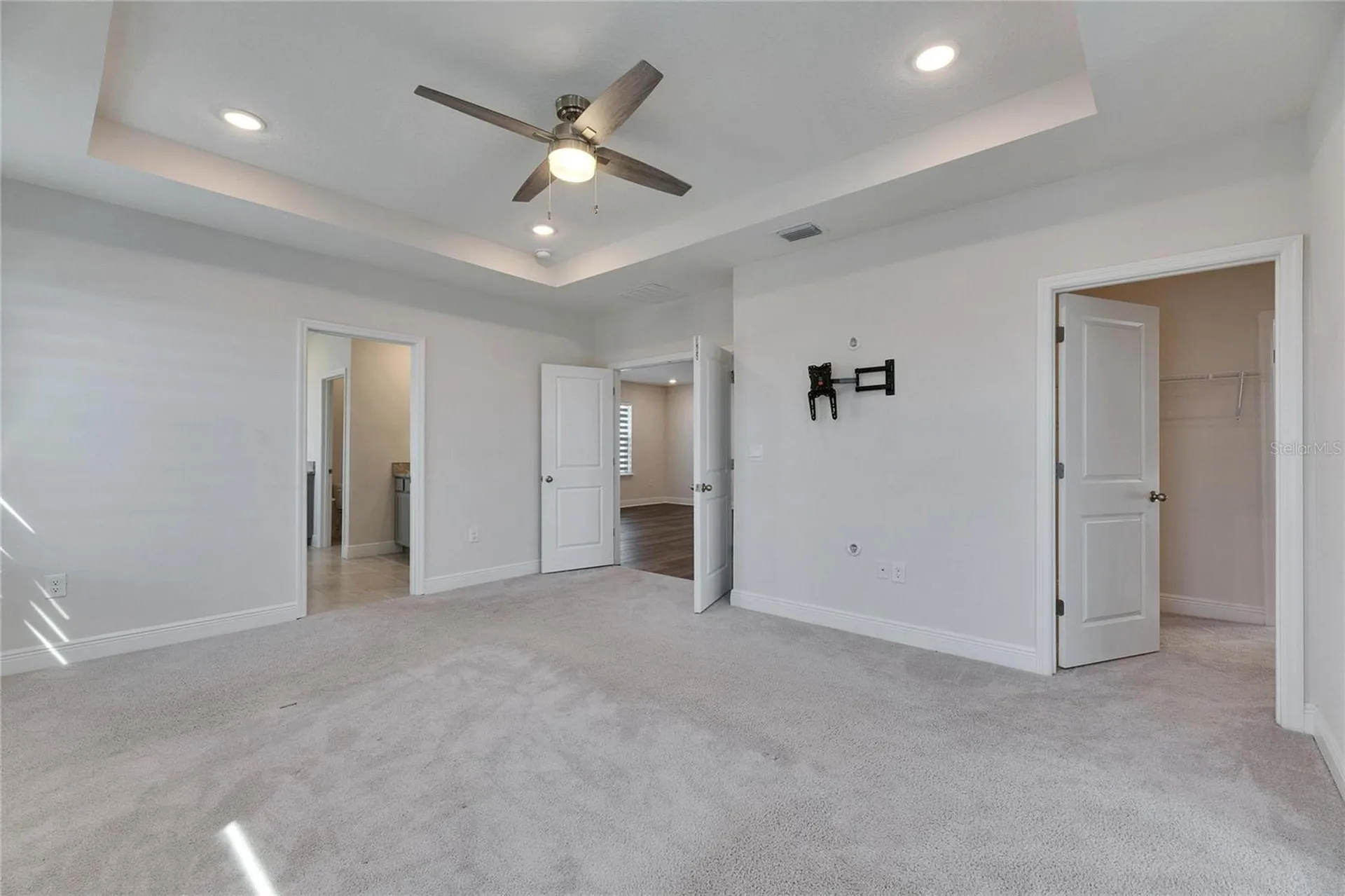 182 Mangrove Manor Drive Apollo Beach FL 33572